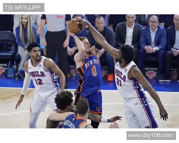 2019年快船与76人激战回顾球场上的精彩瞬间与战术较量分析